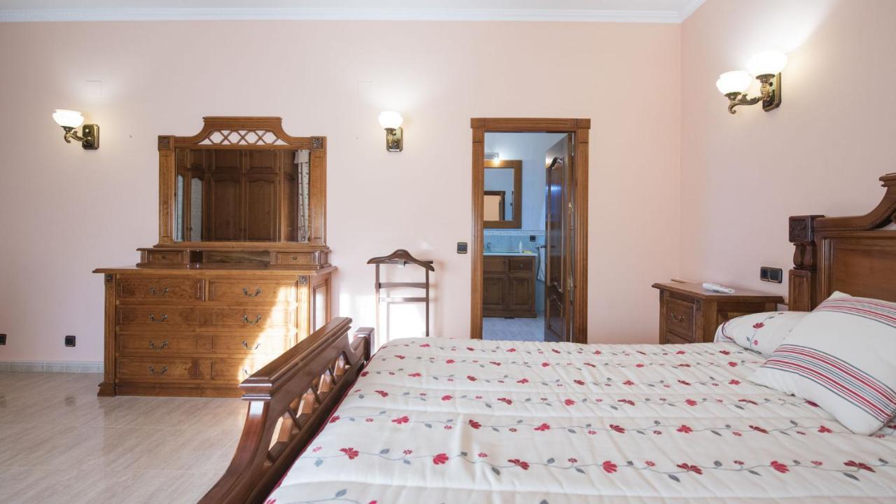 Villa Las Tres Hermanas Albarreal De Tajo By Toledo Ap Exterior foto